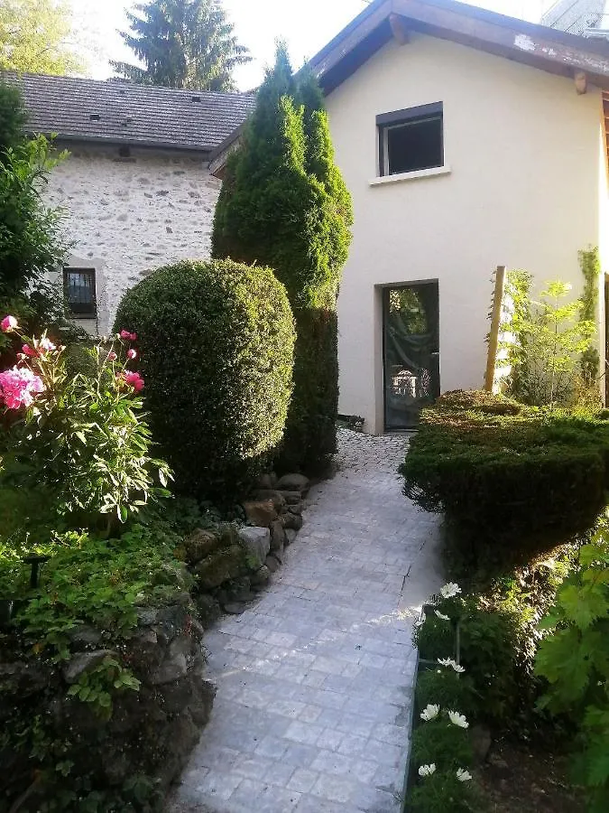 Holiday home Gite Redrooster Home - 160M2, 4 Ch, 2 Sdb, Fibre, Parking, Sauna, Bain A Remous Theys