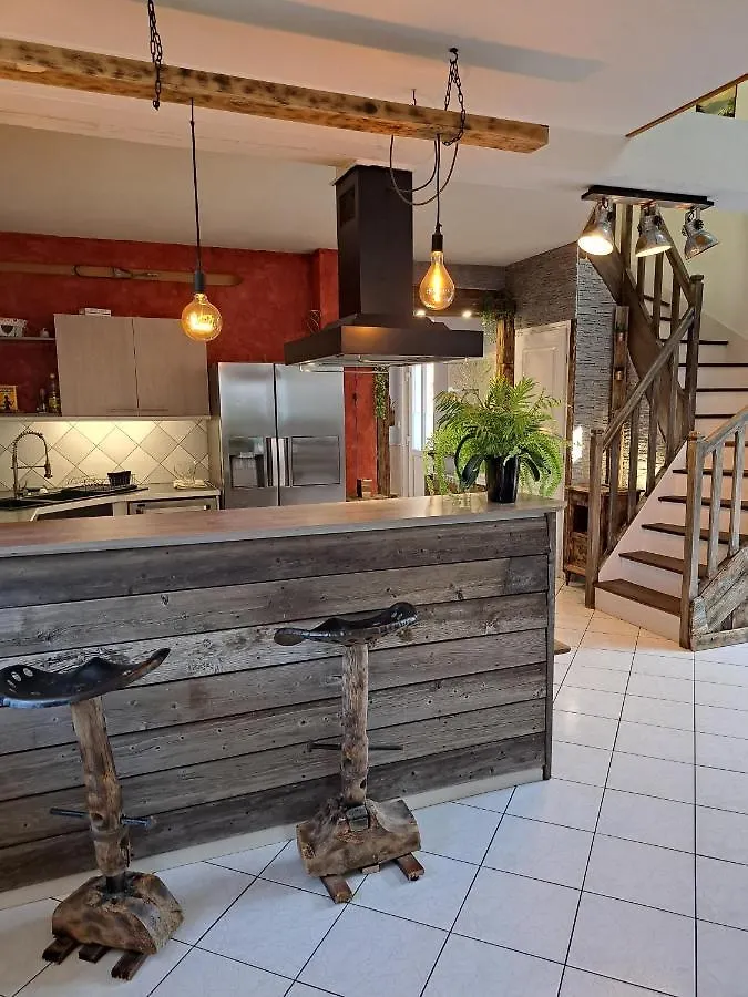 Gite Redrooster Home - 160M2, 4 Ch, 2 Sdb, Fibre, Parking, Sauna, Bain A Remous Theys