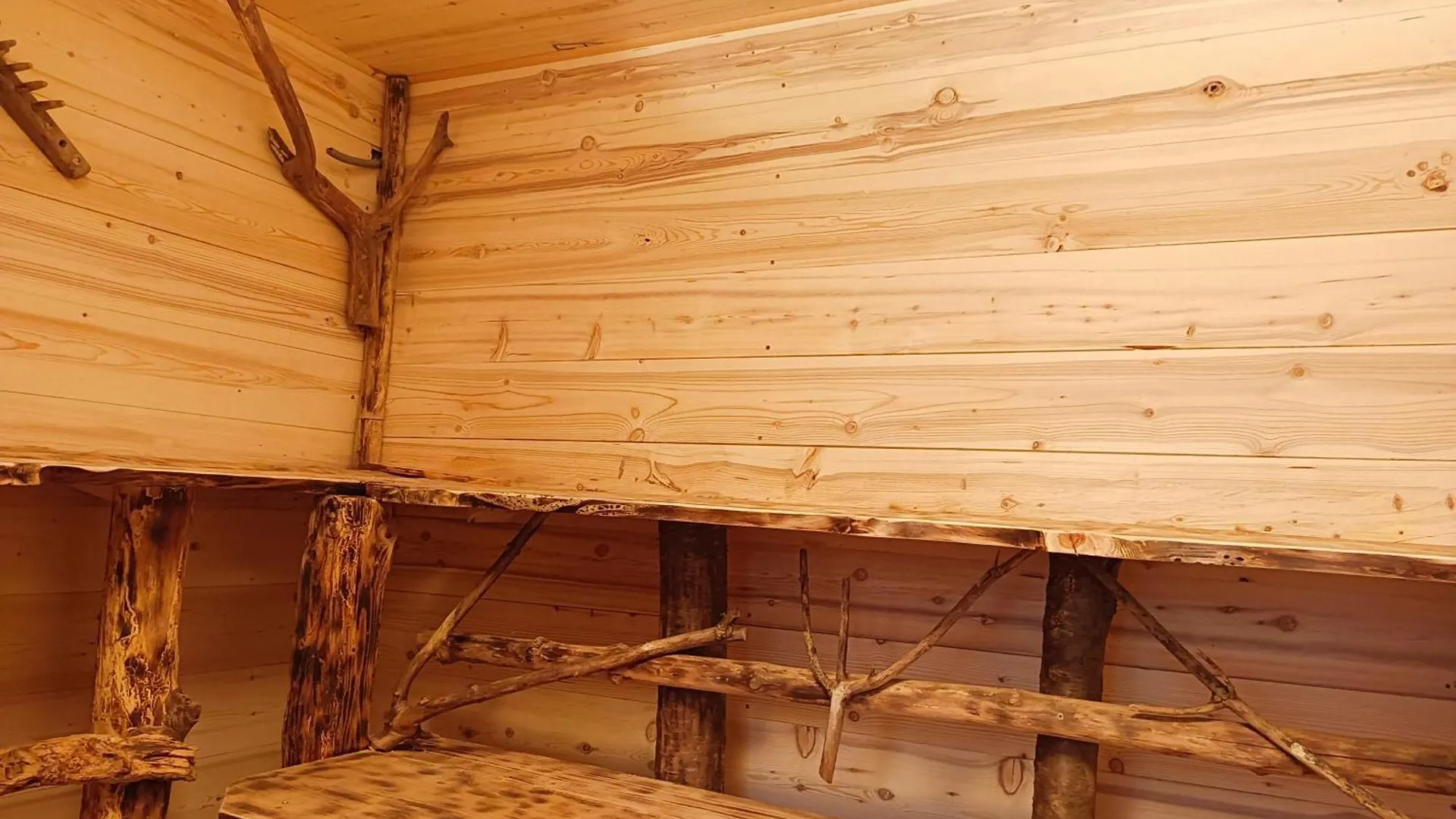 Holiday home Gite Redrooster Home - 160M2, 4 Ch, 2 Sdb, Fibre, Parking, Sauna, Bain A Remous Theys