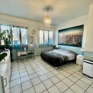  Appartement Studio Lit Double Metro Cusset